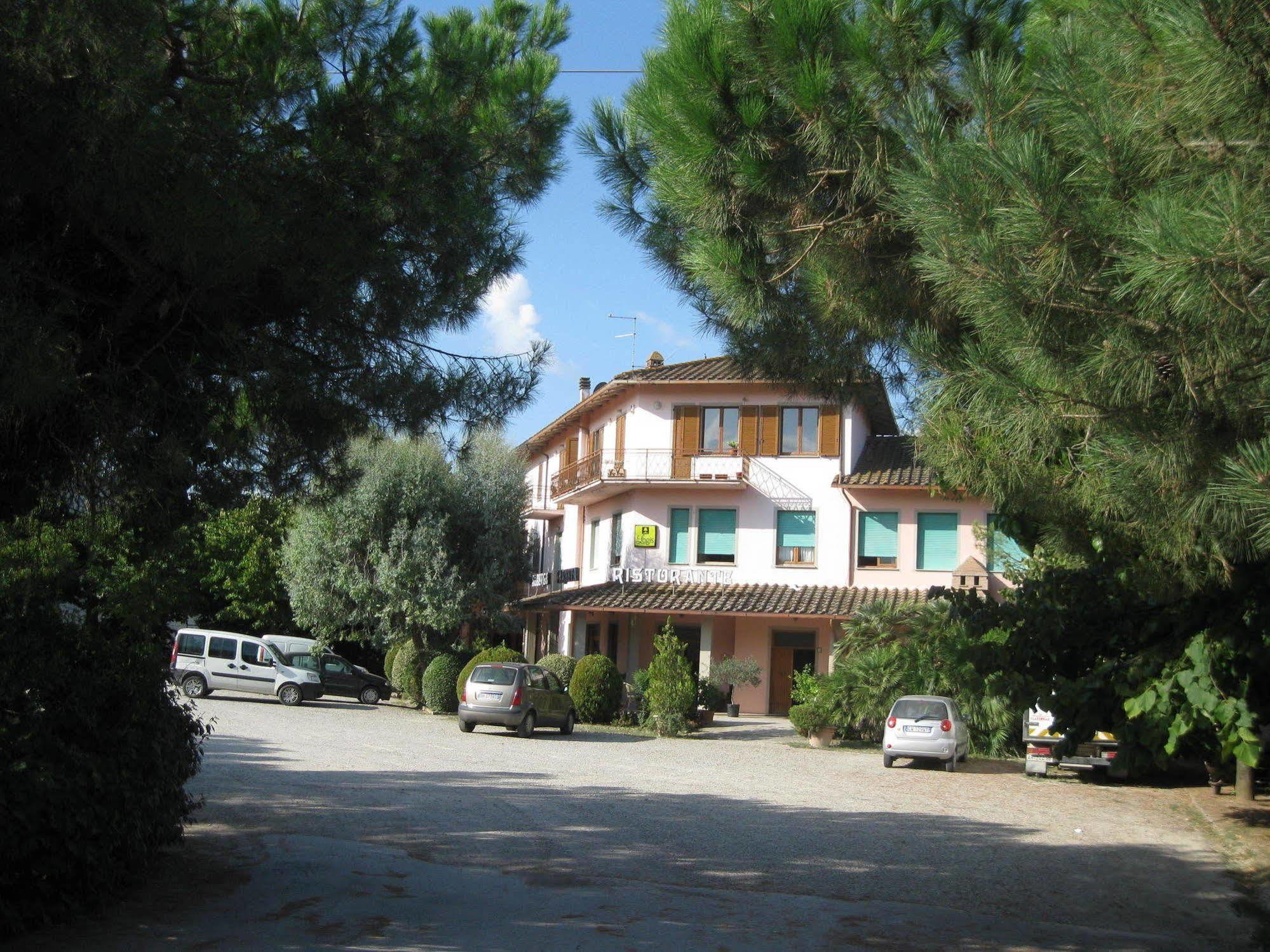 Hotel Ristorante Farneta Cortona Exterior photo